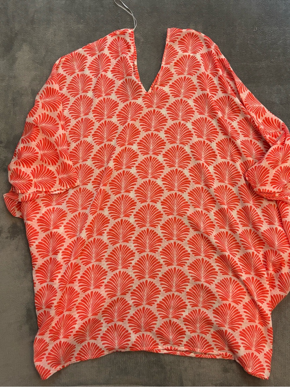 Red Shell-Pattern V-Neck Cover Up - Picture 2 of 3